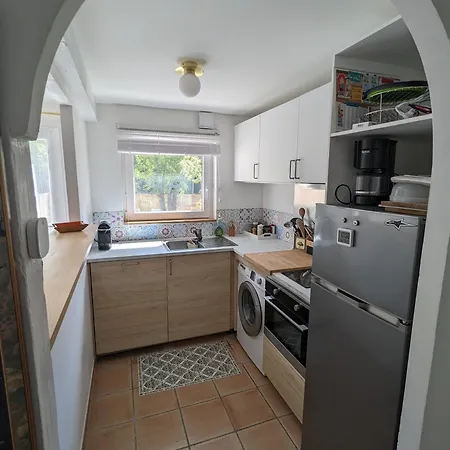 Charmant Appartement Avec Jardin Au Calme Chateauneuf-Grasse Exterior foto