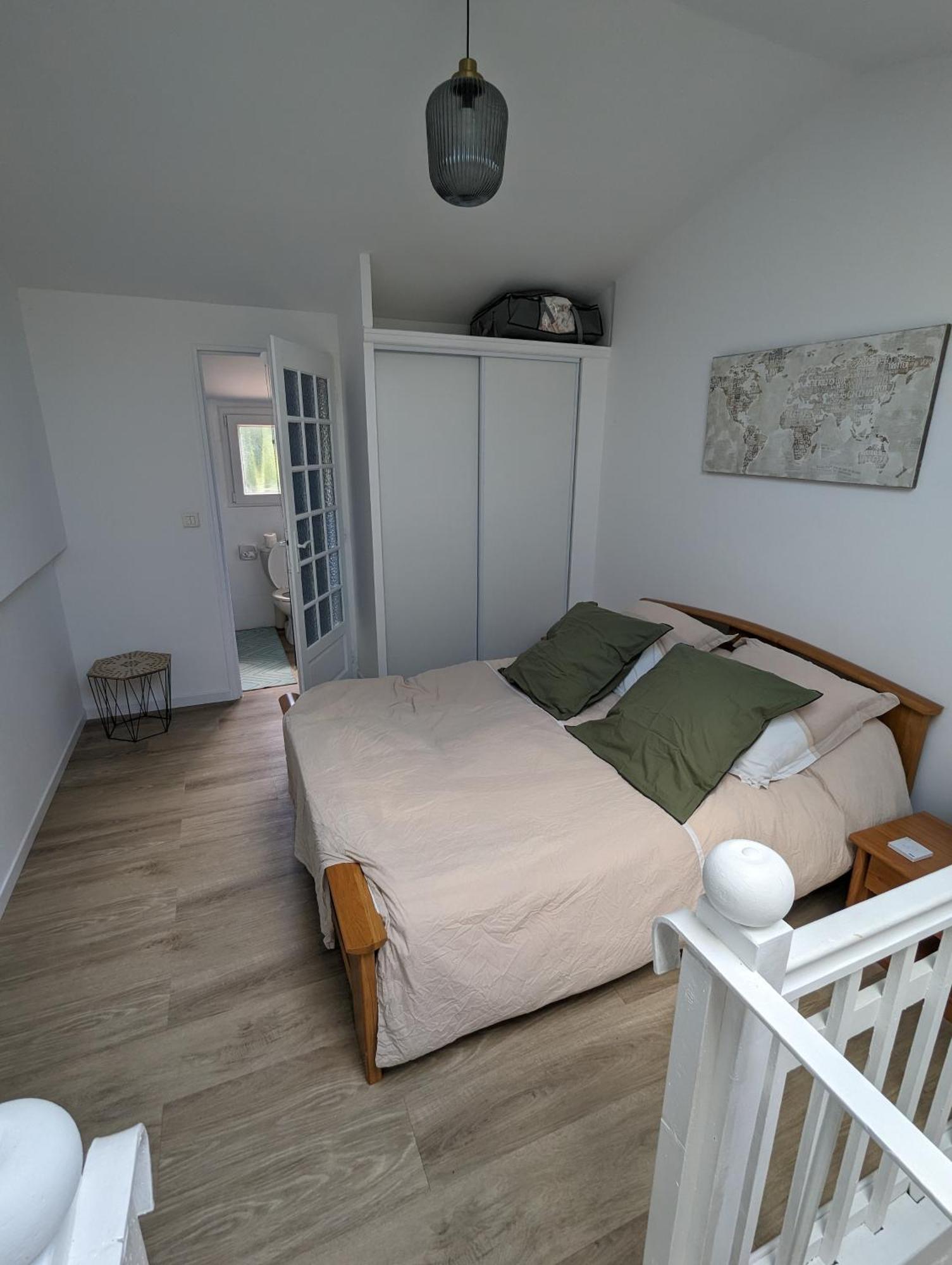 Apartment Avec Jardin Au Calme